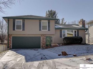 14617 Holmes St, Omaha, NE 68137