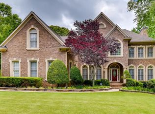 686 Vinings Estates Dr SE, Mableton, GA