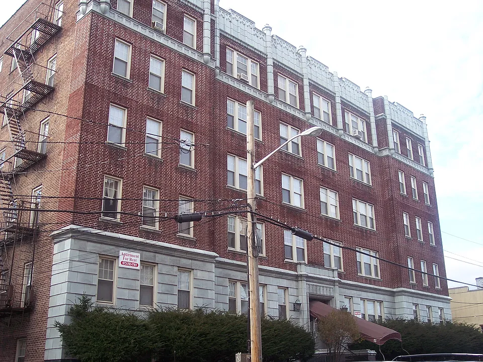 15-38th Street