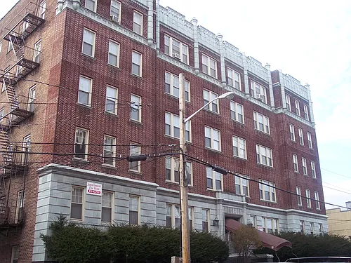 15-38th Street Photo 1