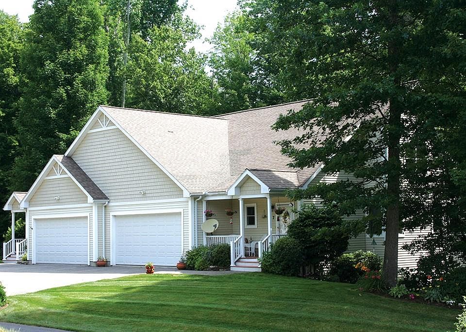 2nd image of 34 Whitman Bailey Dr #00