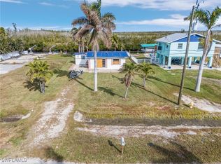 3072 8th Ave, Saint James City, FL 33956