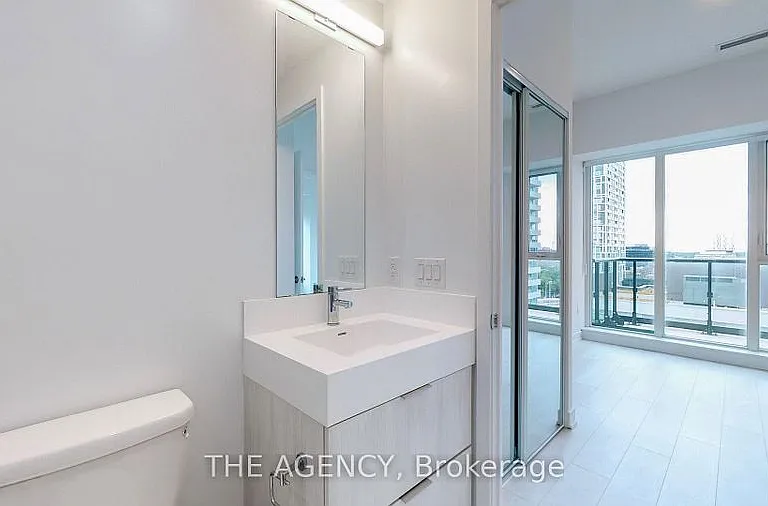 35 Tubman Ave #Penthouse 1115 — Photo 43