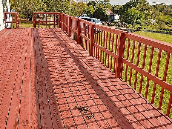 Front deck 12' x 30'