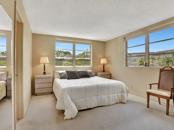 2951 NW 46th Avenue #201, Lauderdale Lakes, FL 33313