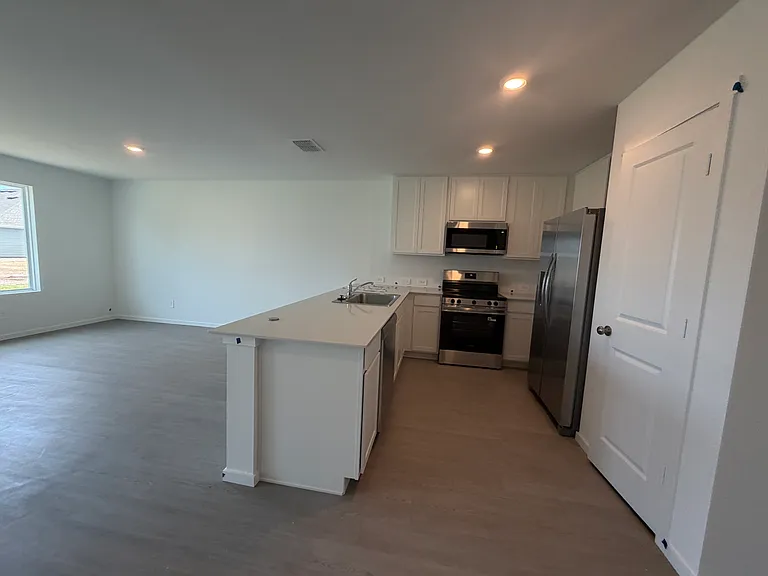 2170 Lasso Loop — Photo 37