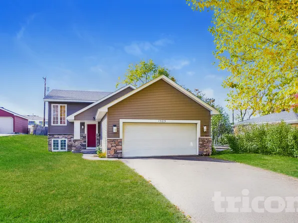 1525 Independence Ave N, Golden Valley, MN 55427