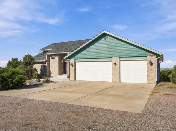 15175 Almstead Street, Hudson, CO 80642