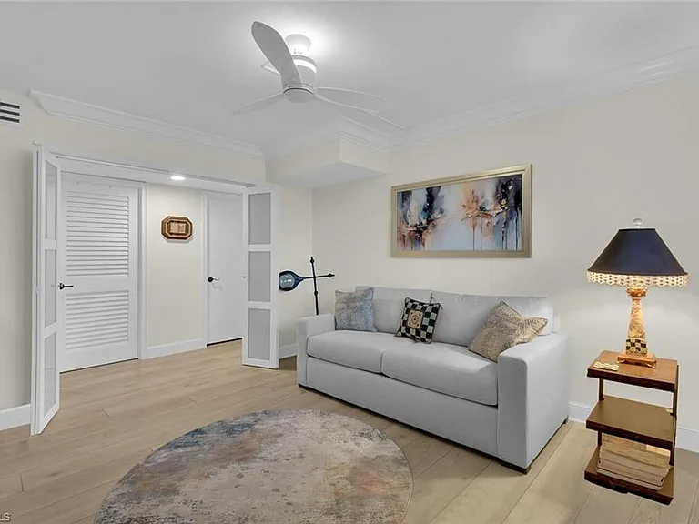 222 Harbour Dr #403 — Photo 22