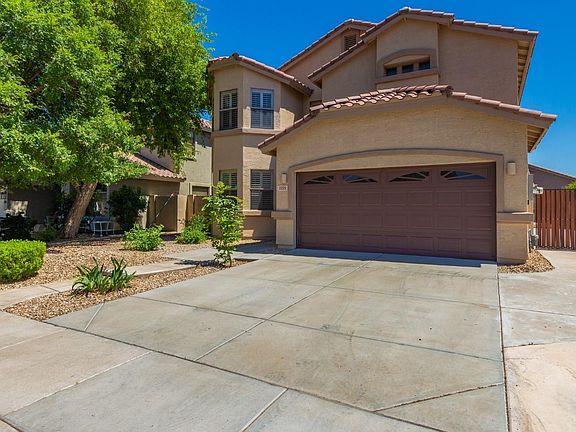 2nd image of 7221 W Paradise Ln