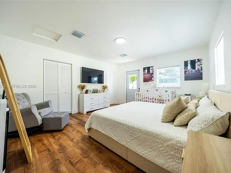 10050 SW 171st St — Photo 15