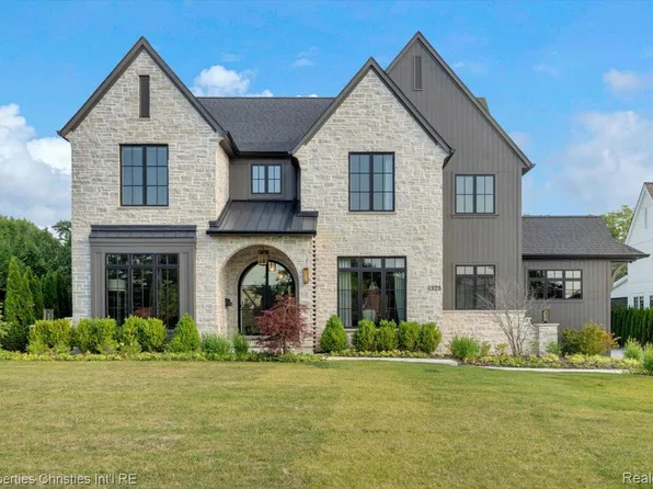 1323 Northlawn Blvd, Birmingham, MI 48009
