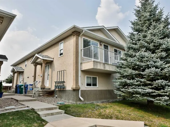 304 E Highlands Blvd W #4, Lethbridge, AB T1J 4X7