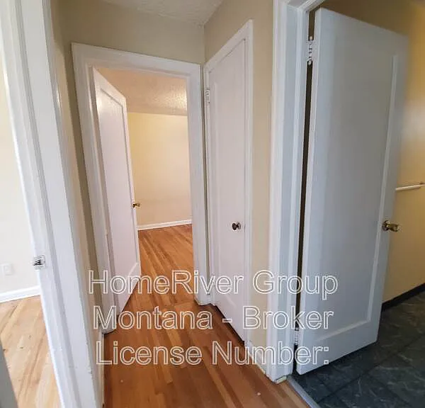 100 South Ave E #1 — Photo 18