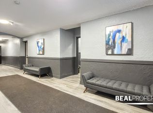 4851 North Damen, Chicago, IL 60625