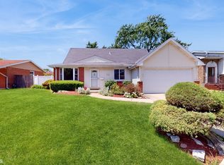 16528 Brenden Ln, Oak Forest, IL