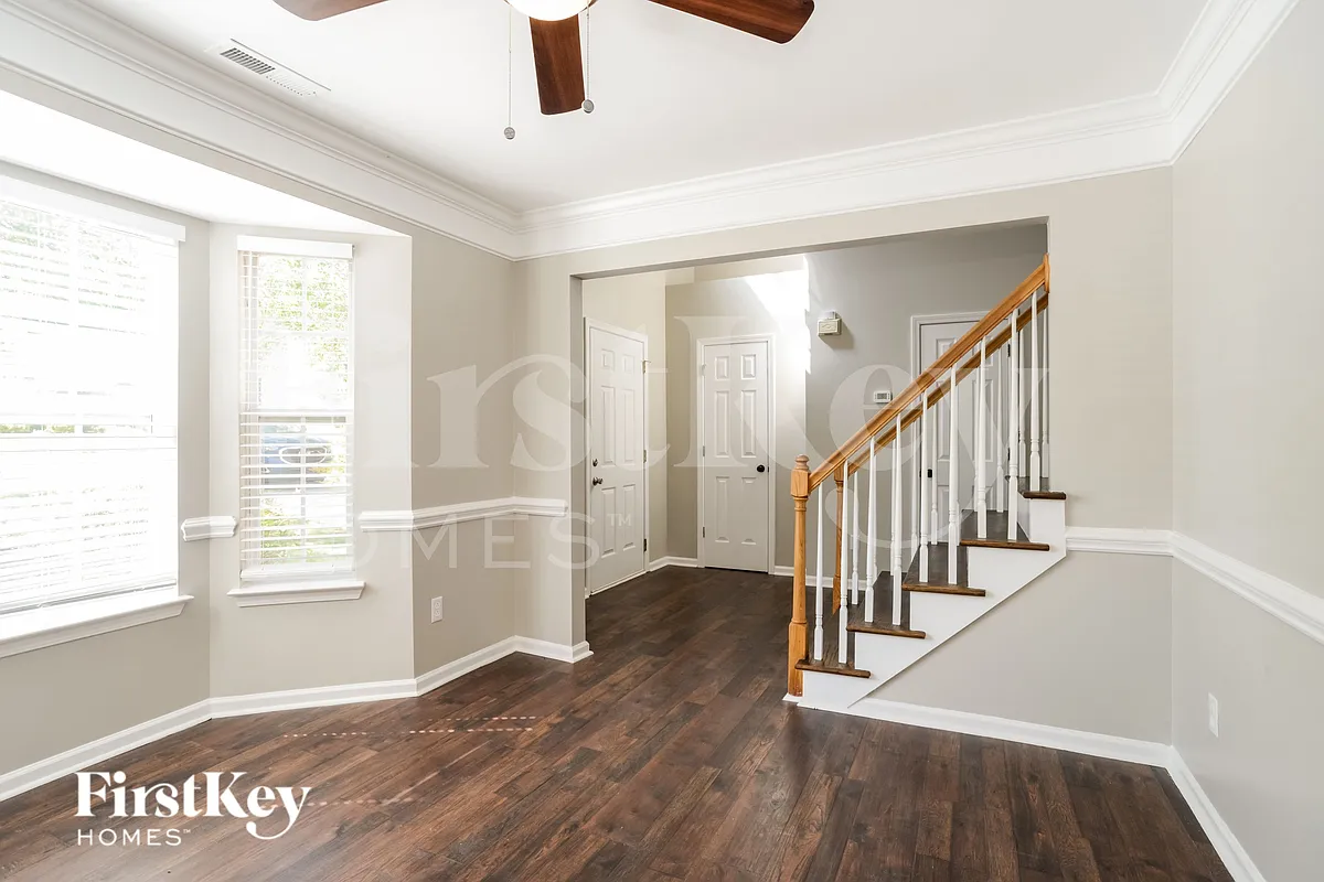 Building Photo - 4230 Chatterleigh Dr