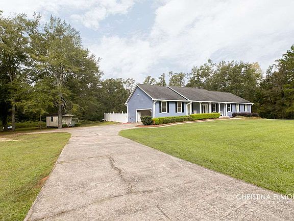 3rd image of 25 Woodland Trl