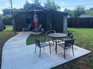 403 6th St, Maysville, OK 73057