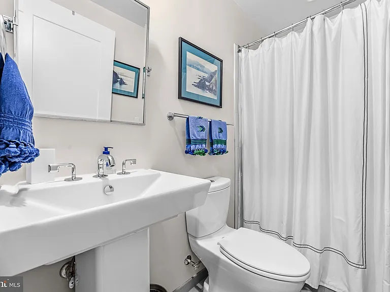 1111 Pennsylvania Ave SE #205 — Photo 24