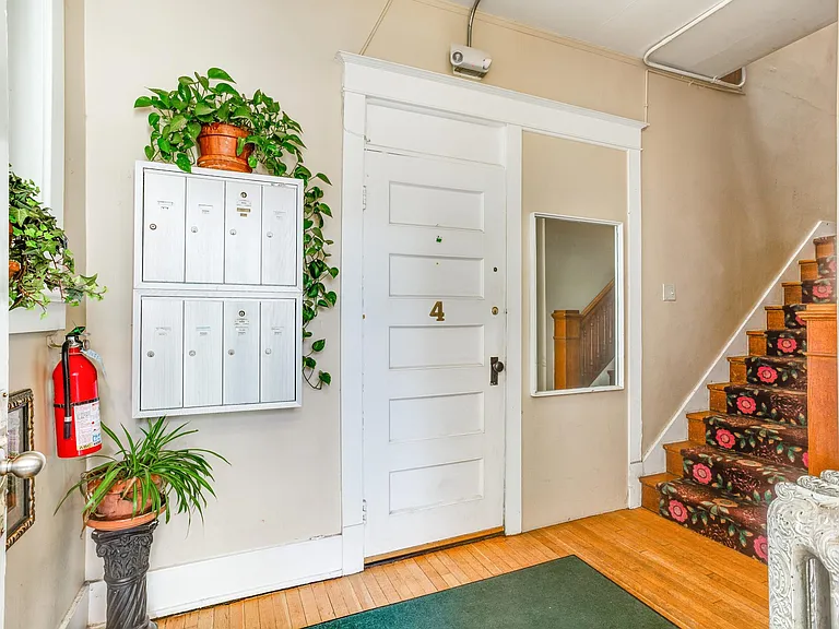 Front hall entryway