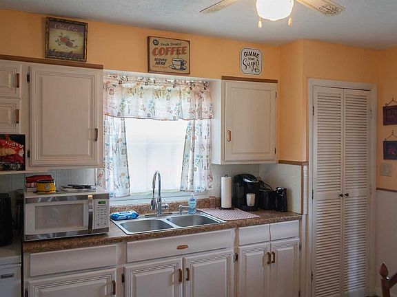 4th image of 1717 Navajo Dr