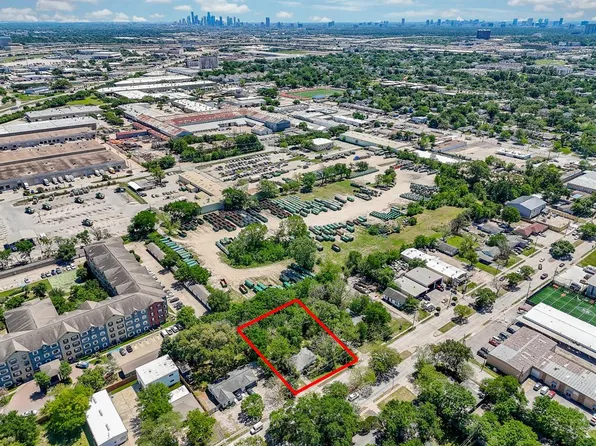 1930 Antoine Drive, Houston, TX 77055