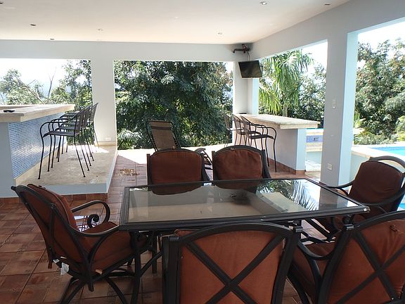 Outside area Pavillion