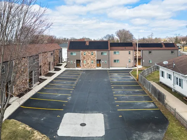 1747 Oakdale Ave, Green Bay, WI 54302