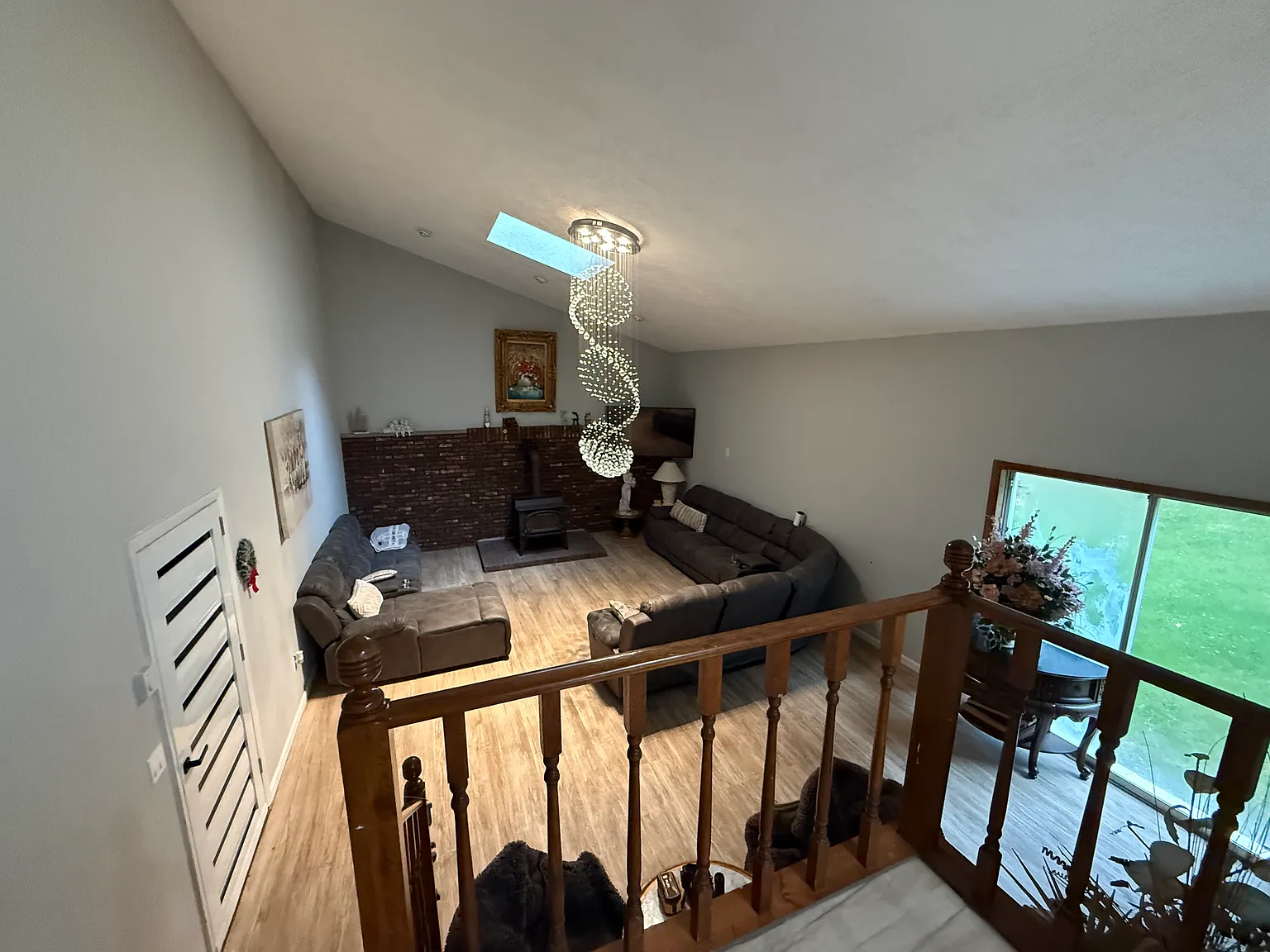 4 bed, 2321 sqft, $2,600 — Photo 3