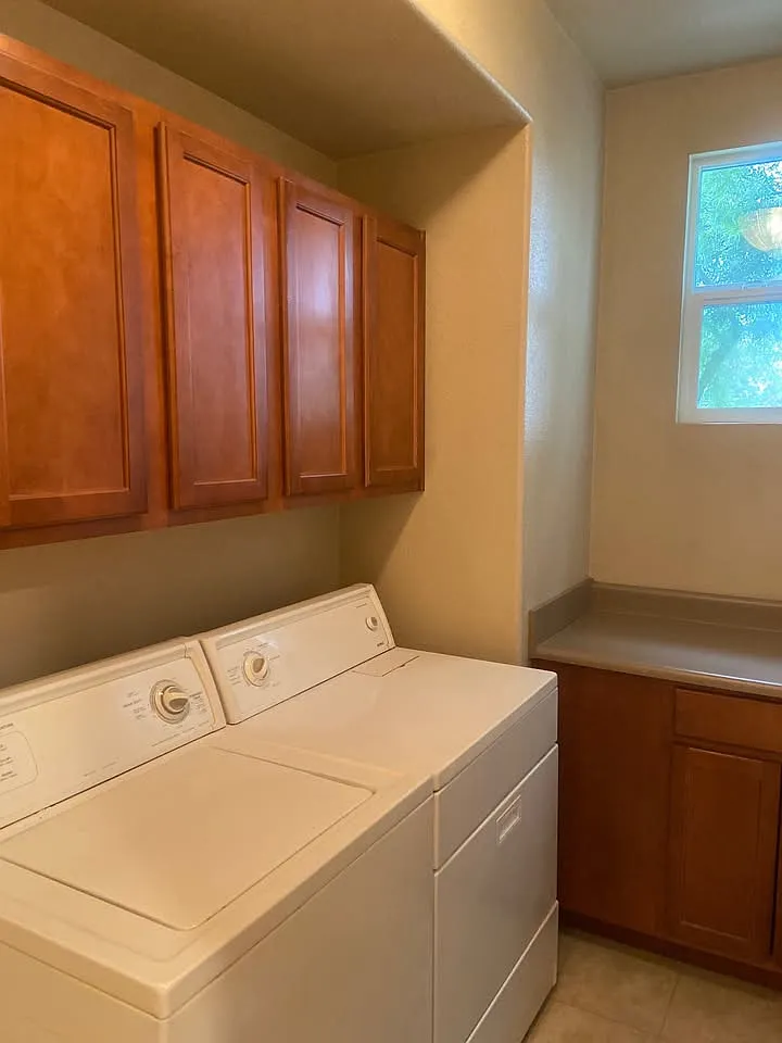 1 bed, 846 sqft, $1,850 — Photo 3