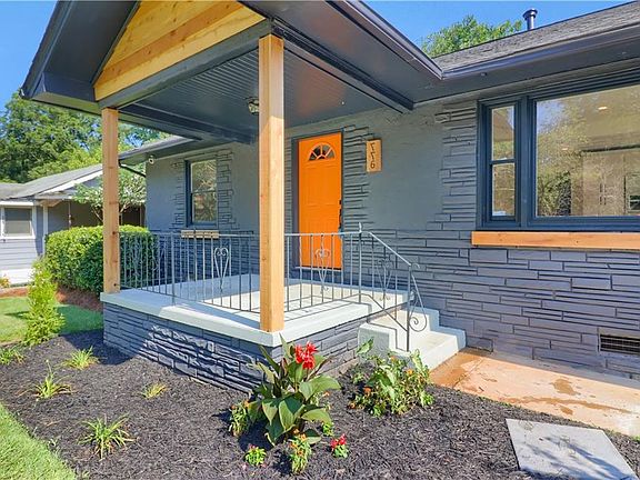 2nd image of 776 Norwood Rd SE