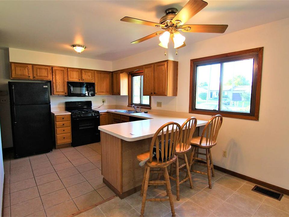 1st image of 3203 El Paso Dr