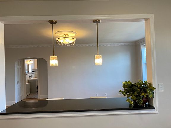 Kitchen to living room
