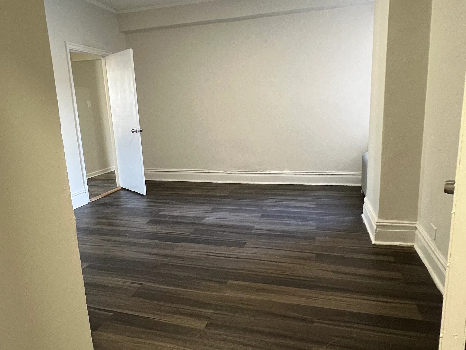 156 S Harrison St — Photo 2