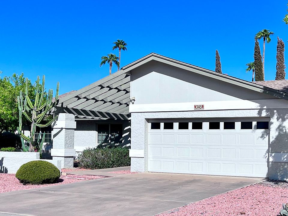 1st image of 345 Ancora Dr W