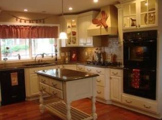 15595 SE Monner Rd, Happy Valley, OR 97086