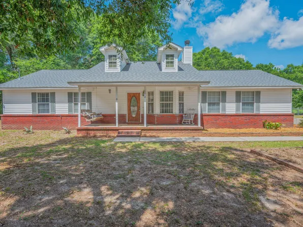 6014 Robin Rd, Crestview, FL 32539