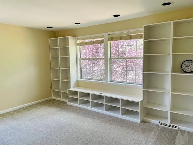 14007 SE 51st Pl — Photo 20