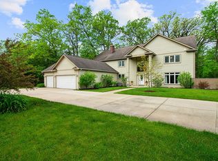 800 Blackhawk Ln, Riverwoods, IL 60015