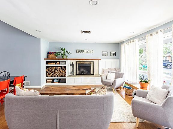 2nd image of 381 Crescent Dr