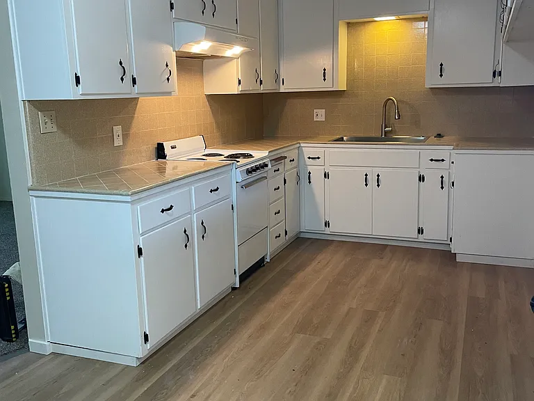 6811 N El Dorado St #11 — Photo 6