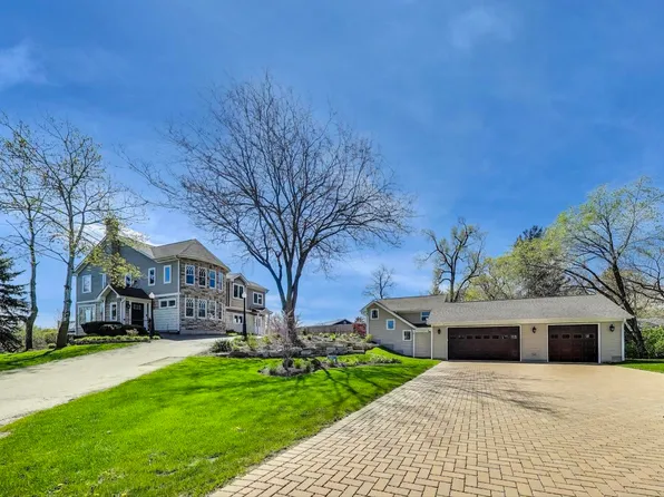 26398 W Lake St, Antioch, IL 60002