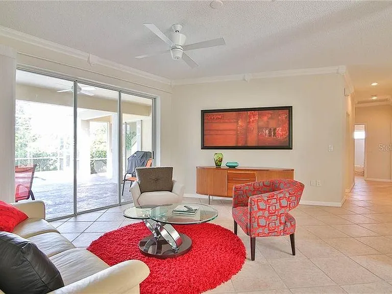 8920 Grey Oaks Ave — Photo 12