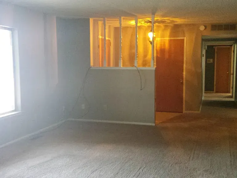 11586 S Smith Ave — Photo 2