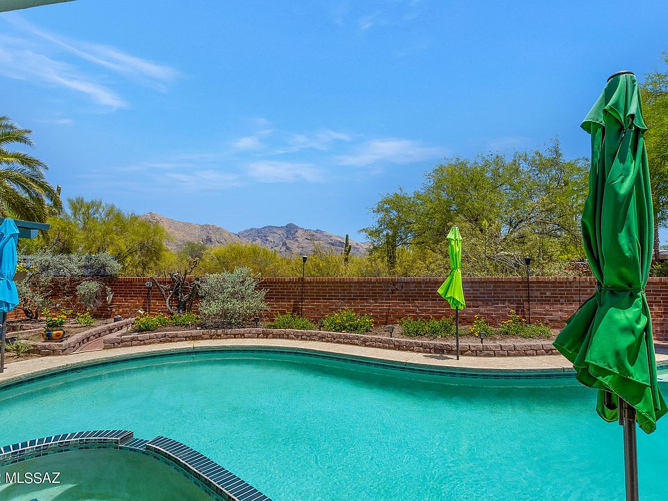 1st image of 931 W San Martin Dr