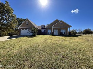 231 Cooper Rd, Byhalia, MS 38611