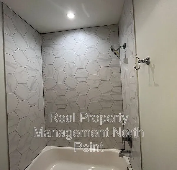 111 Birch St — Photo 25
