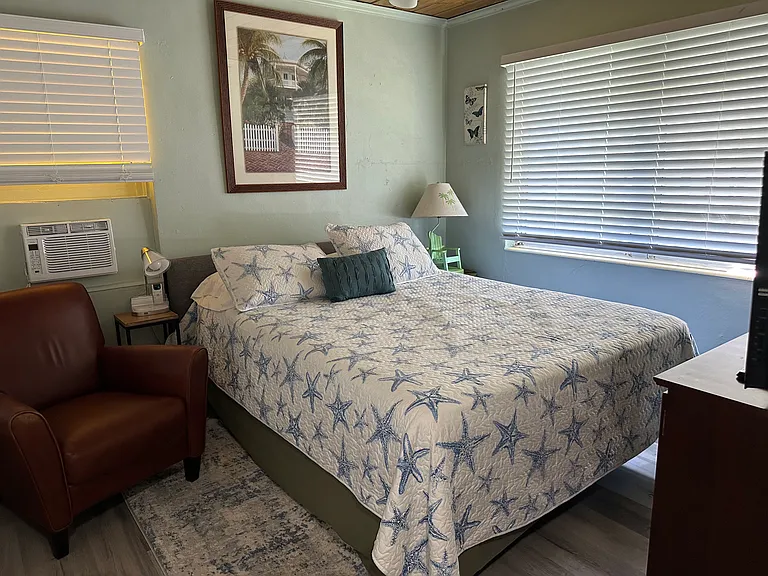 910 Rudolph Rd #3 — Photo 12
