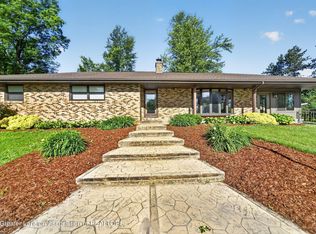 11165 Nixon Rd, Grand Ledge, MI 48837
